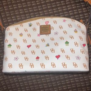 Dooney&Bourke 1975 LIMITED EDITON printed bag